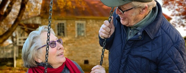 old_people_estate-640x250